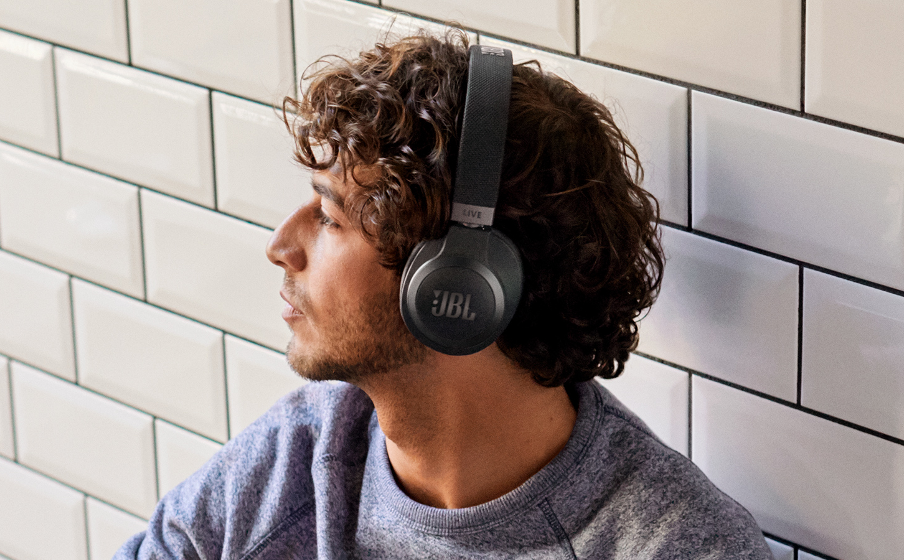 JBL Live 660NC Hold støjen ude. Eller inde. Du vælger selv. - Image