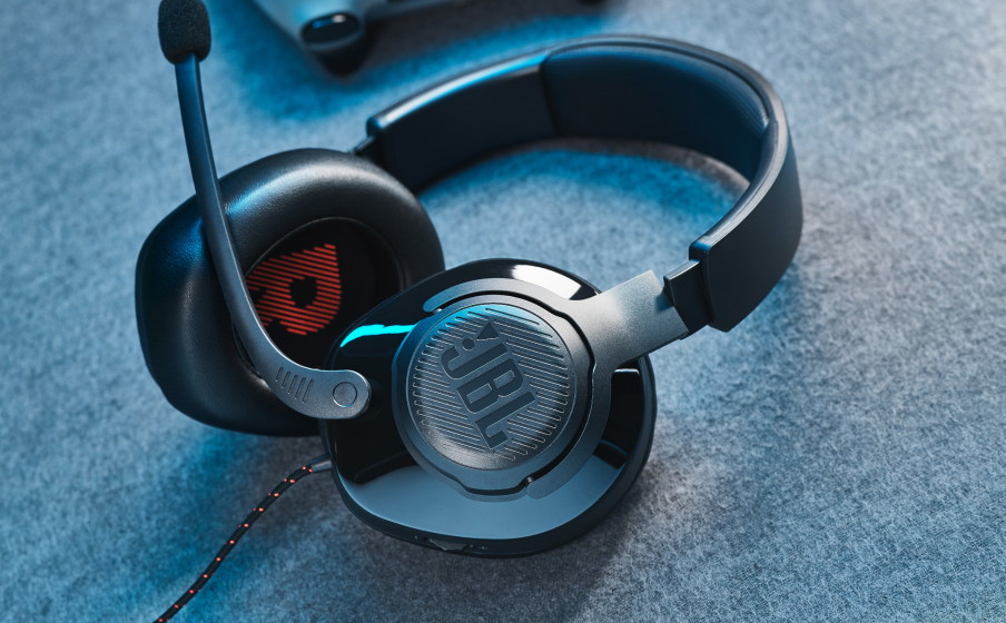 JBL Quantum 200 Spil endnu længere med komforten fra memory-skum - Image