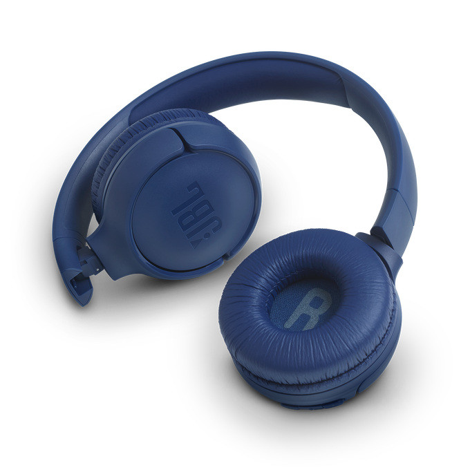 JBL Tune 500BT - Blue - Wireless on-ear headphones - Detailshot 1 image number null