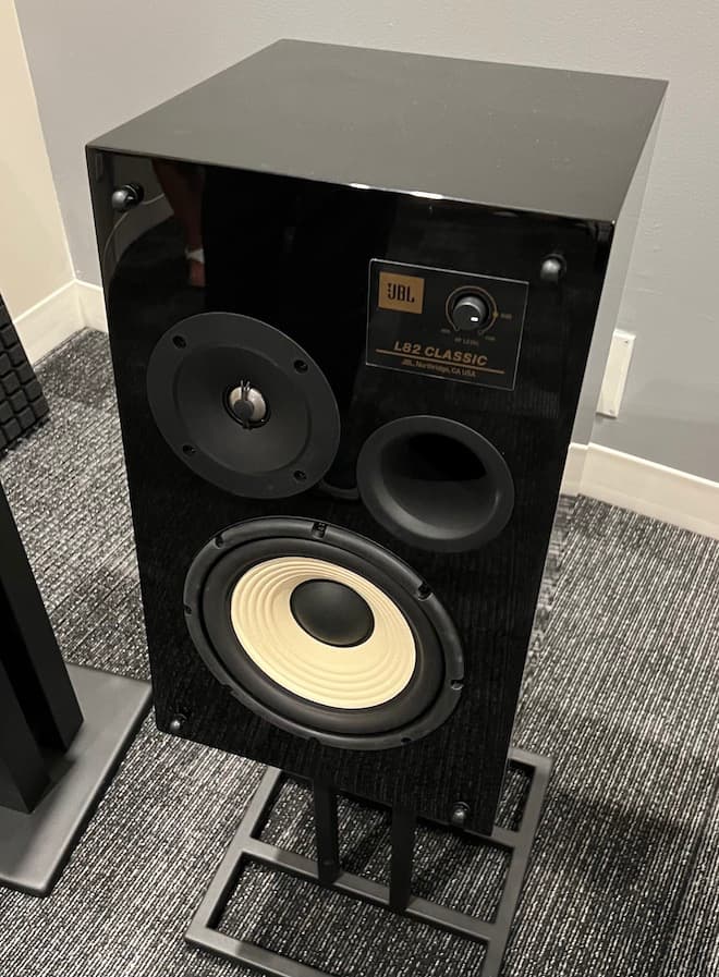 JBL Classic Series Loudspeakers Are Now Back In Black: CEDIA 2022
